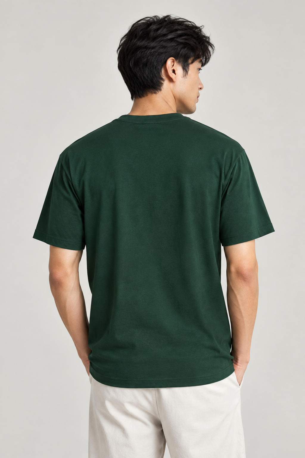 Men's Solids & Pastels Regular T-Shirt in Bottle Green