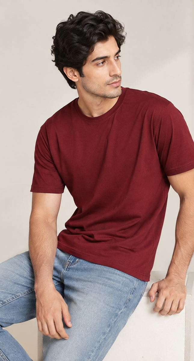 Men's Solids & Pastels Regular T-Shirt in Maroon