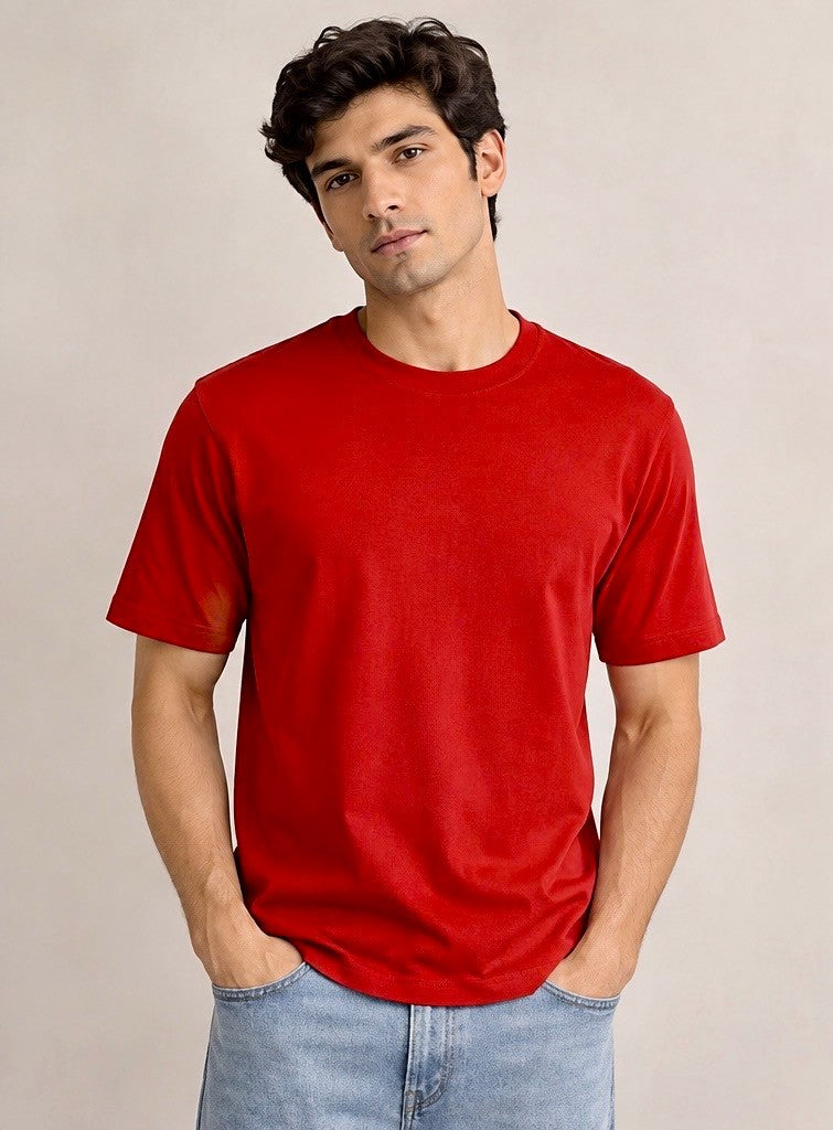 Men's Solids & Pastels Regular T-Shirt in Red
